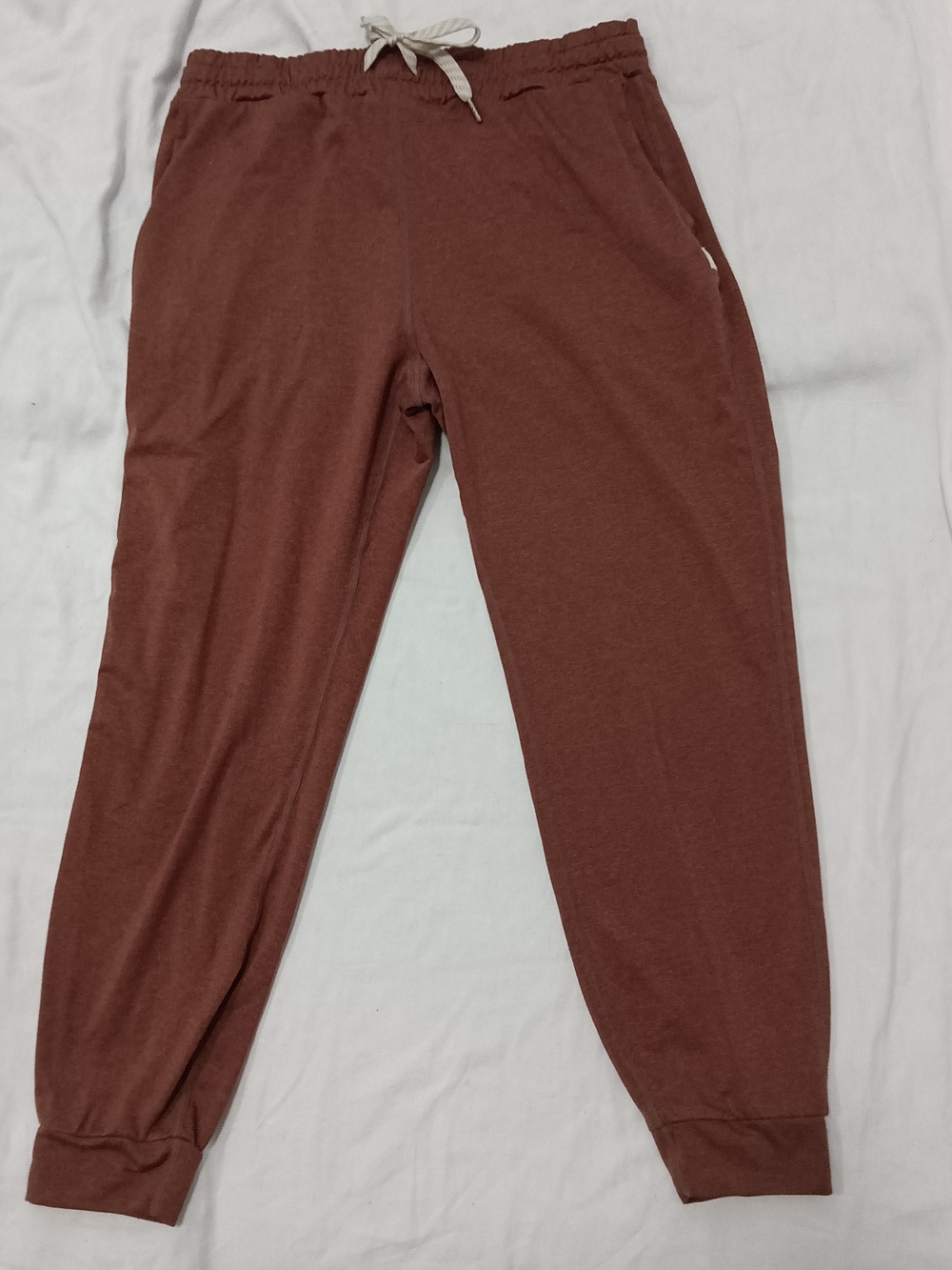 Vuori Brown Performance Joggers Drawstring Elastic Waistband Cozy Athleisure